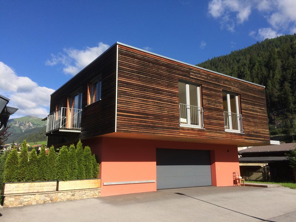 Haus Arosa Lägenhet Pettneu am Arlberg Exteriör bild