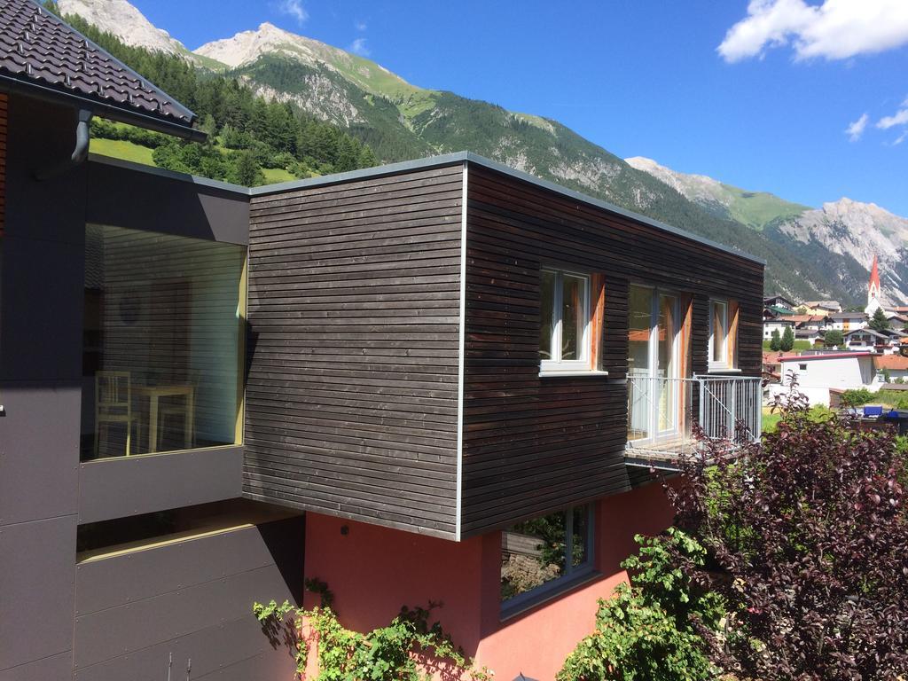 Haus Arosa Lägenhet Pettneu am Arlberg Exteriör bild